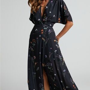 NWT Showpo Erenza Long Black Floral Wrap Maxi Dress - Size 4 US